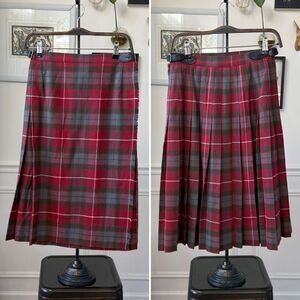 Vintage Plaid Wool Kilt Wrap Leather Buckle Waist Red Green Grey Fringe 28 “